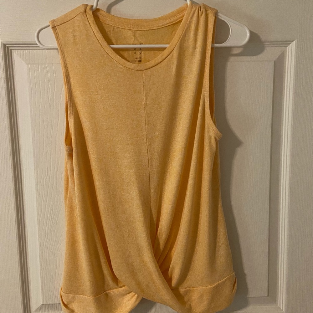 Yellowish Sleeveless Top, Drape Bottom, Medium.
